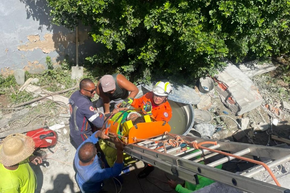 Idoso de 78 anos é resgatado após desabamento de laje em Jaguaribe 