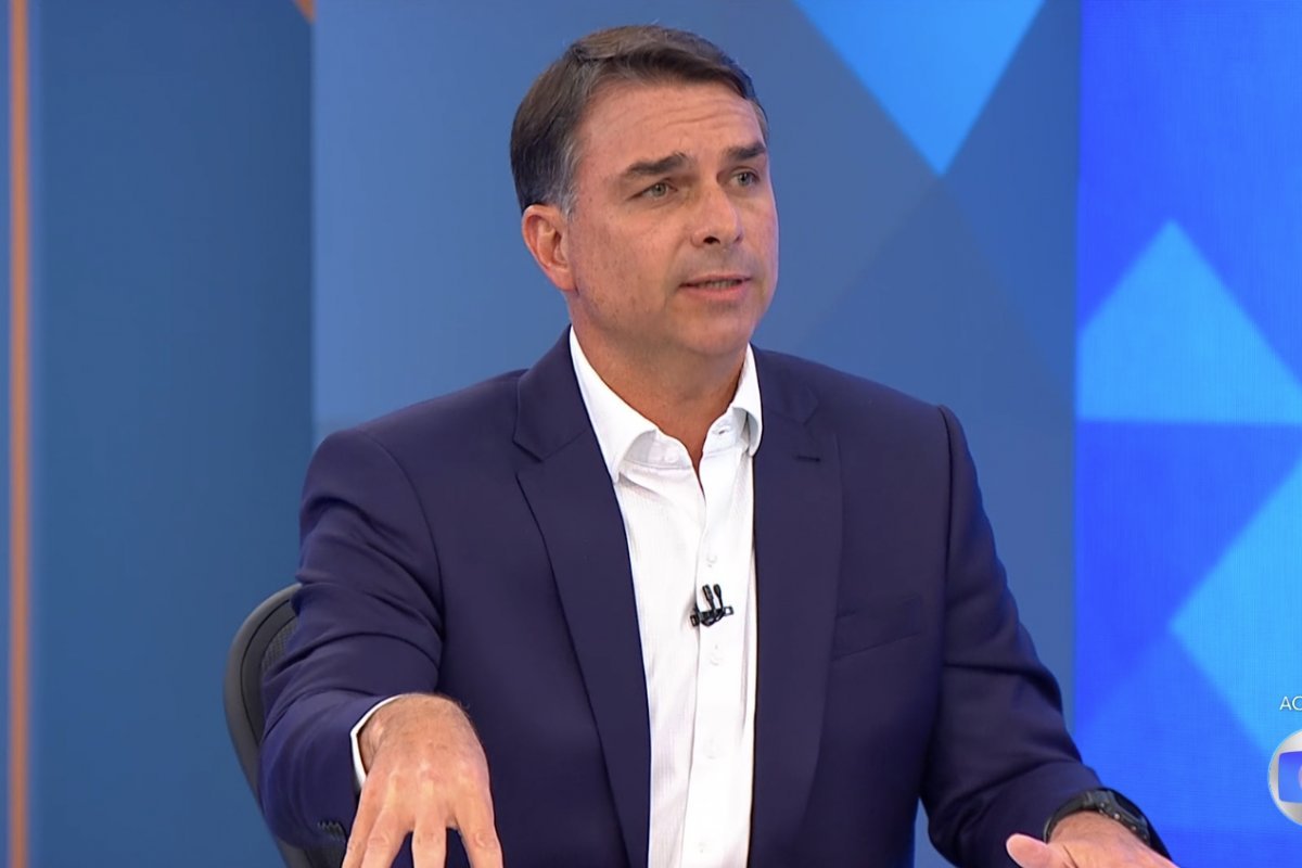 "Vou ganhar no primeiro turno", diz Flávio sobre eleições