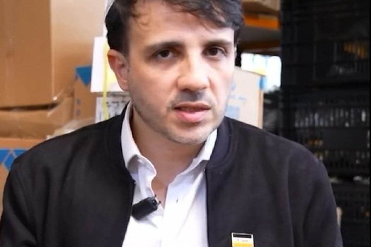 Vídeo: Renan Santos reage à suspensão de campanha e promete recorrer contra decisão de Toffoli