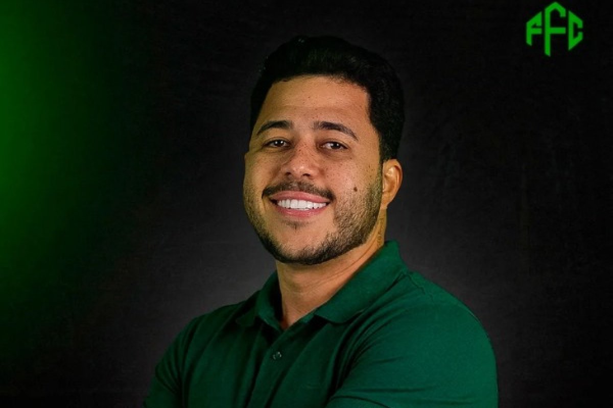 Após erro, Justiça retira embaixador do Feira FC de lista de alvos de operação do MP; entenda