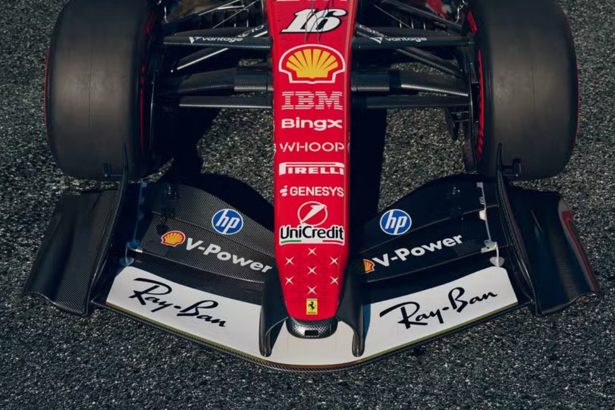 Ferrari homenageia Schumacher com pintura especial no GP da Itália