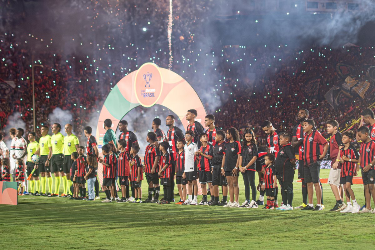 Barradão vira trunfo do Vitória em busca de virada contra o Vasco na Copa do Brasil 