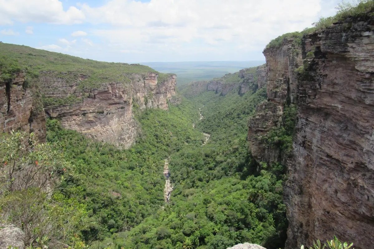 Serra da Chapadinha, na Bahia, vira área protegida após enfrentar pressão de mineradoras