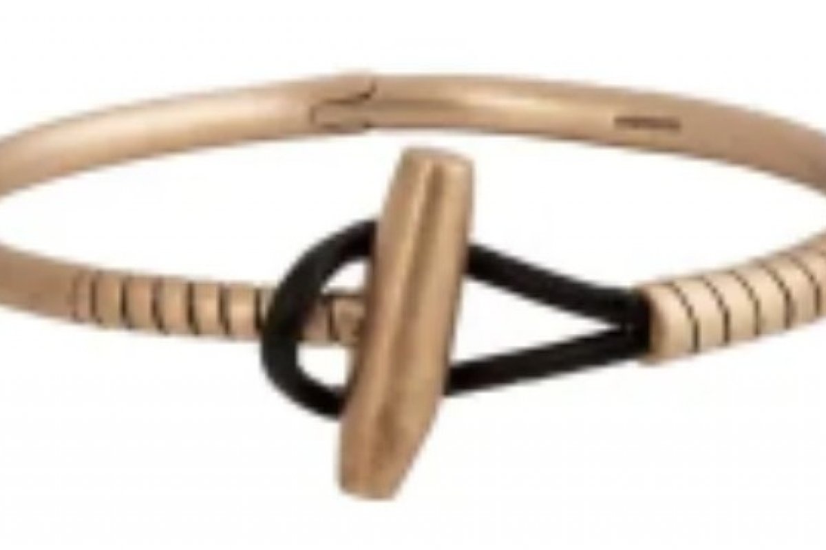 Bronze: o metal que está redefinindo a joalheria masculina! 