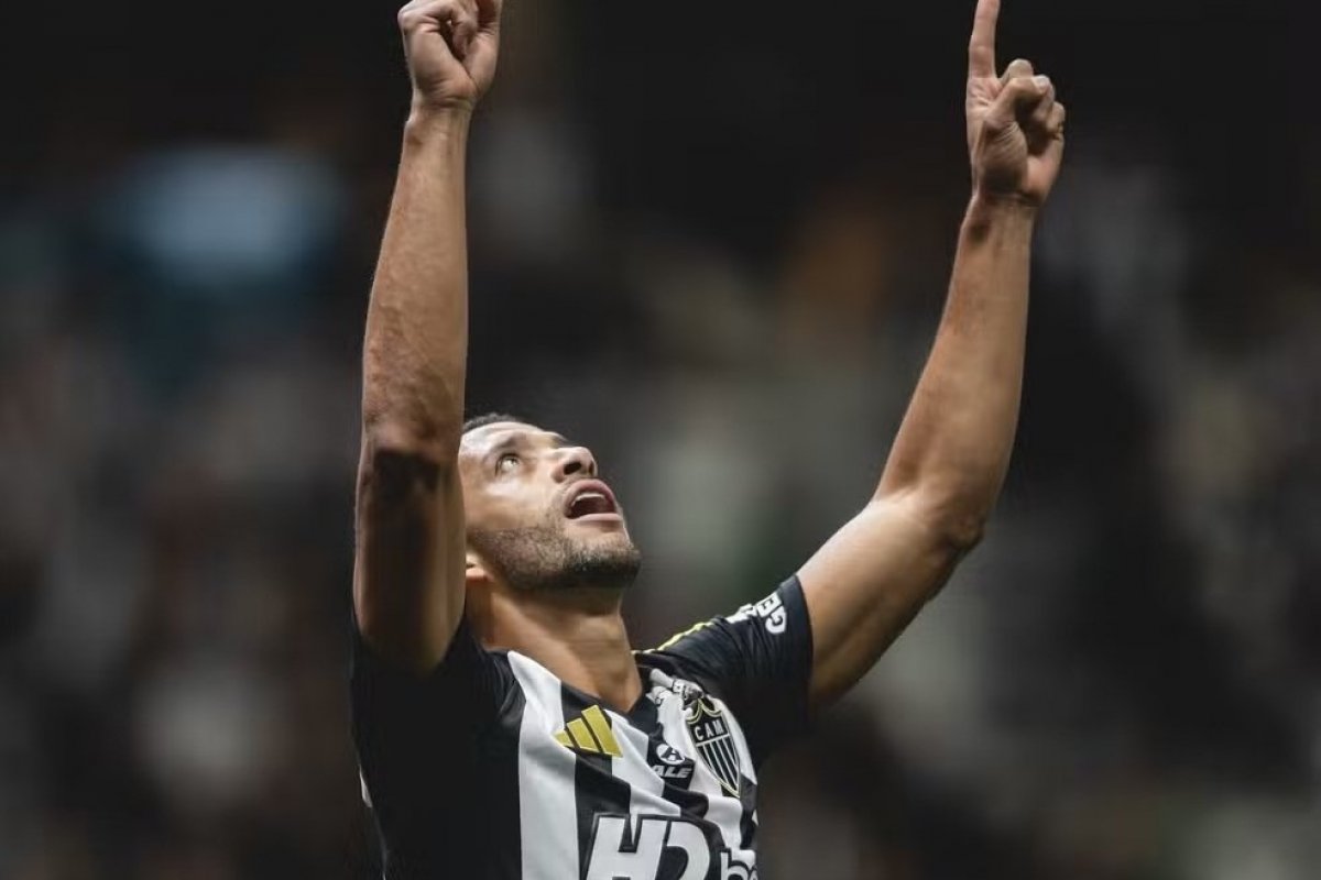 Bahia deve acionar CNRD para cobrar dívida de quase R$ 600 mil do Atlético pela contratação de Vitor Hugo 