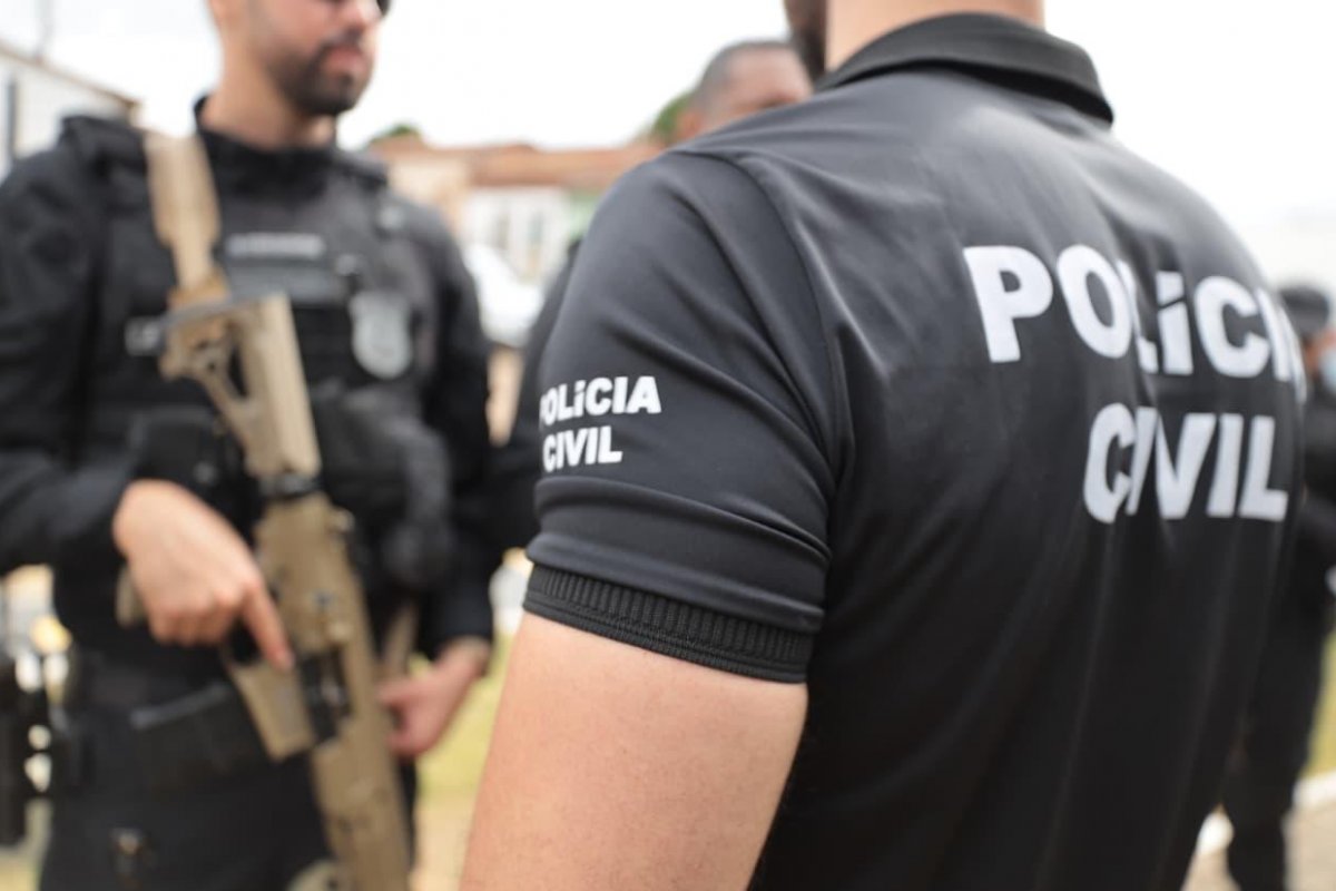 Homem acusado de homicídio e tentativa de feminicídio é preso em Salvador 
