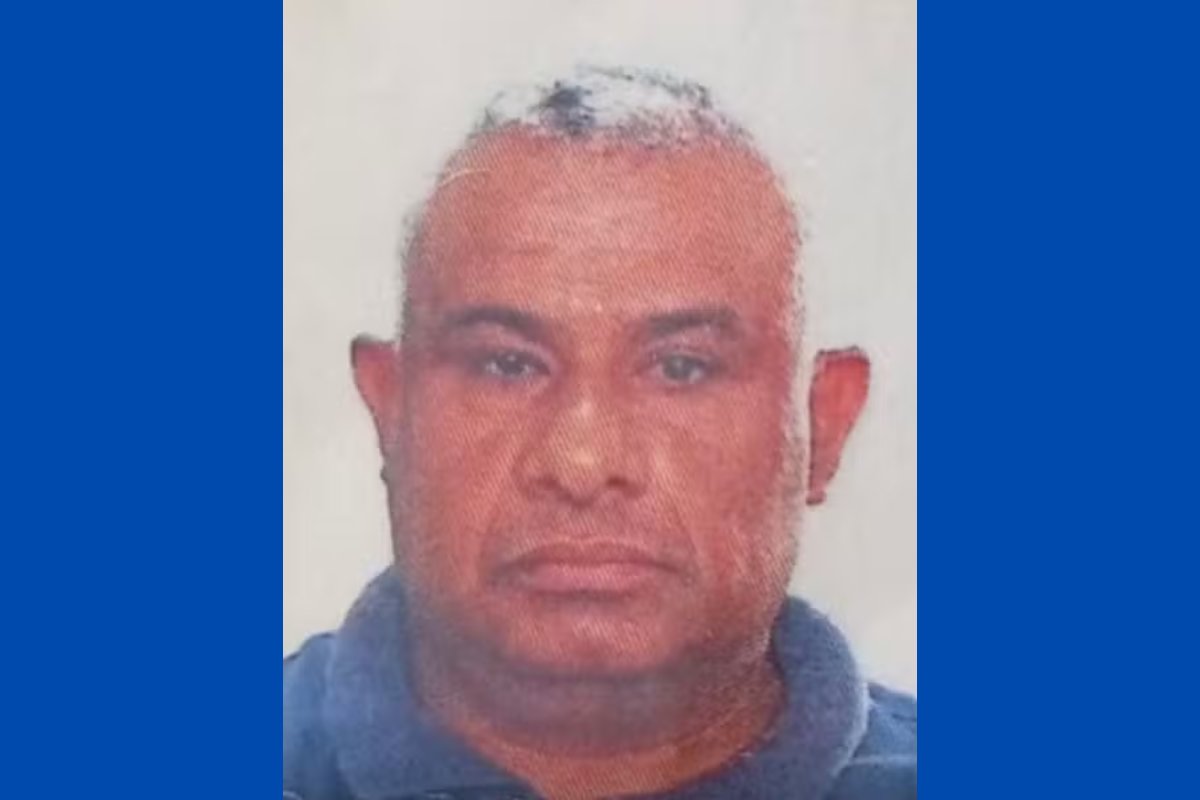 Gari morre após cair de caminhão de coleta em Itororó, no sul da Bahia