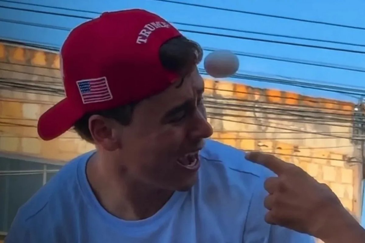 Vídeo: Nikolas Ferreira leva ovada durante ato de campanha