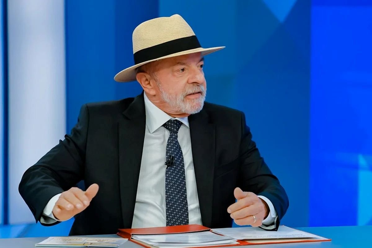 Lula restringe núcleo de campanha e planeja reforço após se queixar de resultados