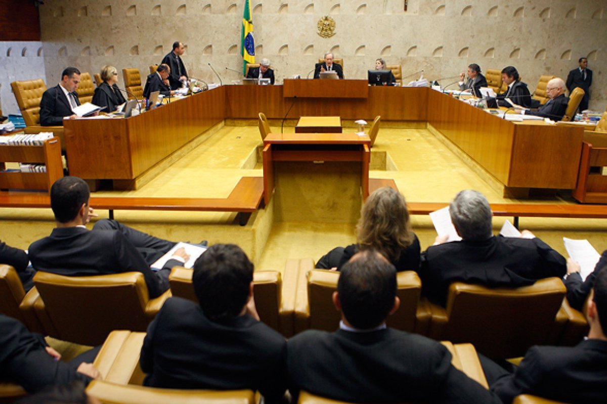 Meio/Ideia: quase metade dos brasileiros têm pouca ou nenhuma confiança no STF 