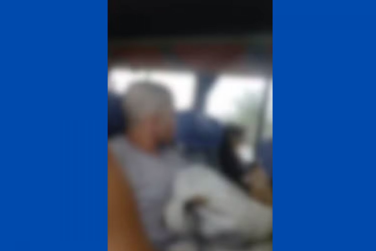 Vídeo: homem é preso em flagrante por importunação sexual em ônibus na Bahia