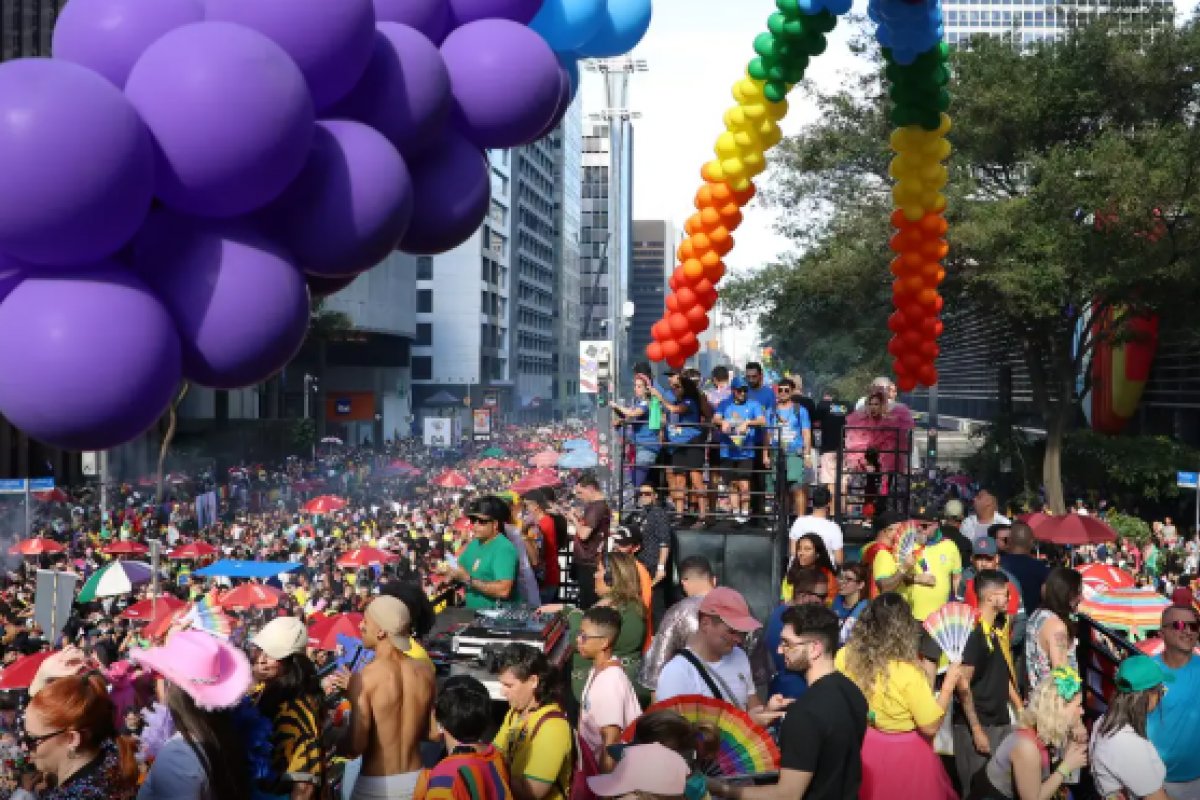 Polícia da Turquia prende ativistas LGBTQIA+ em operação para 'proteger a família'