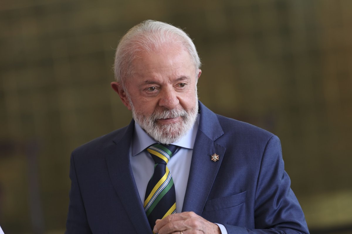 Lula chama bets de “doença” e diz que governo anunciará novas medidas