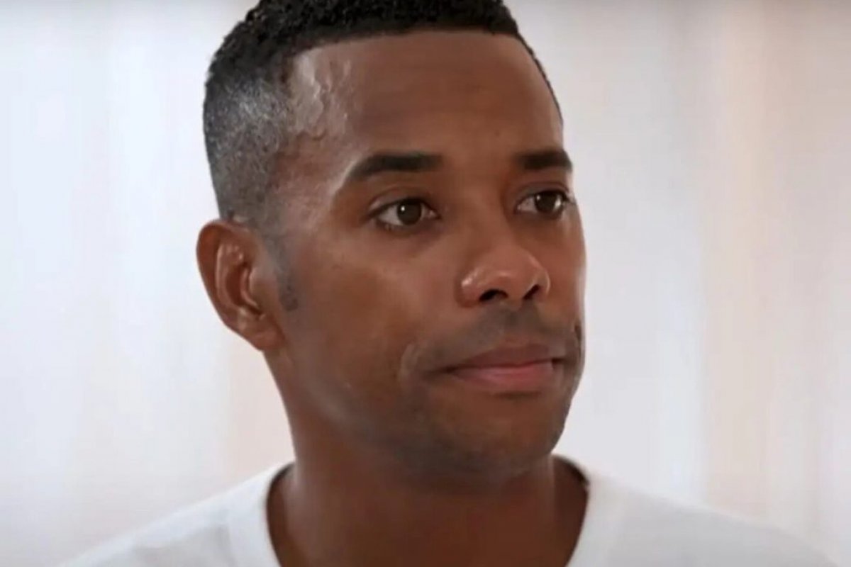 Robinho tem pena reduzida em 72 dias por trabalhos e estudos