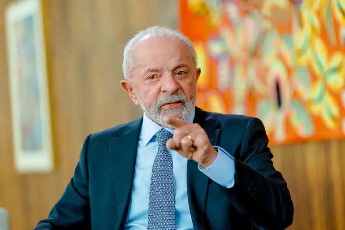 Lula anuncia reajuste do Bolsa Família para R$ 691 a partir de outubro deste ano 