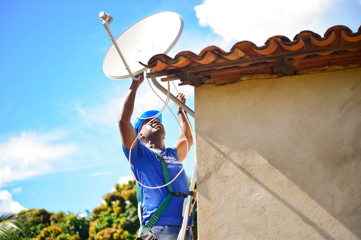 Moradores de 20 cidades da Bahia podem receber antena parabólica digital gratuita