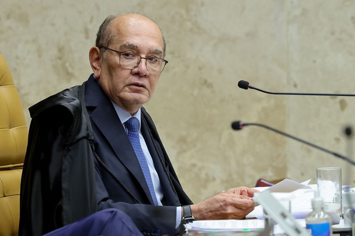 Reajuste do Bolsa Família não fere lei eleitoral, diz Gilmar Mendes