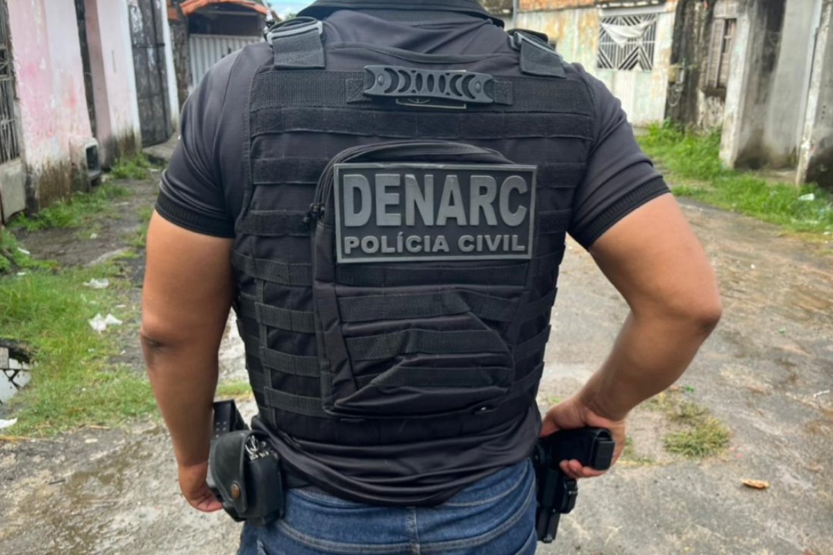 Homem é preso por suspeita de atuar em “delivery” de drogas no Nordeste de Amaralina