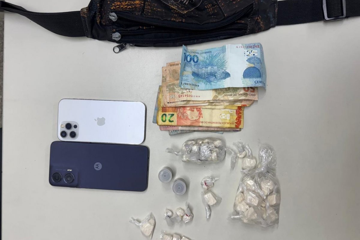 Homens são presos por suspeita de tráfico de drogas na Avenida Afrânio Peixoto