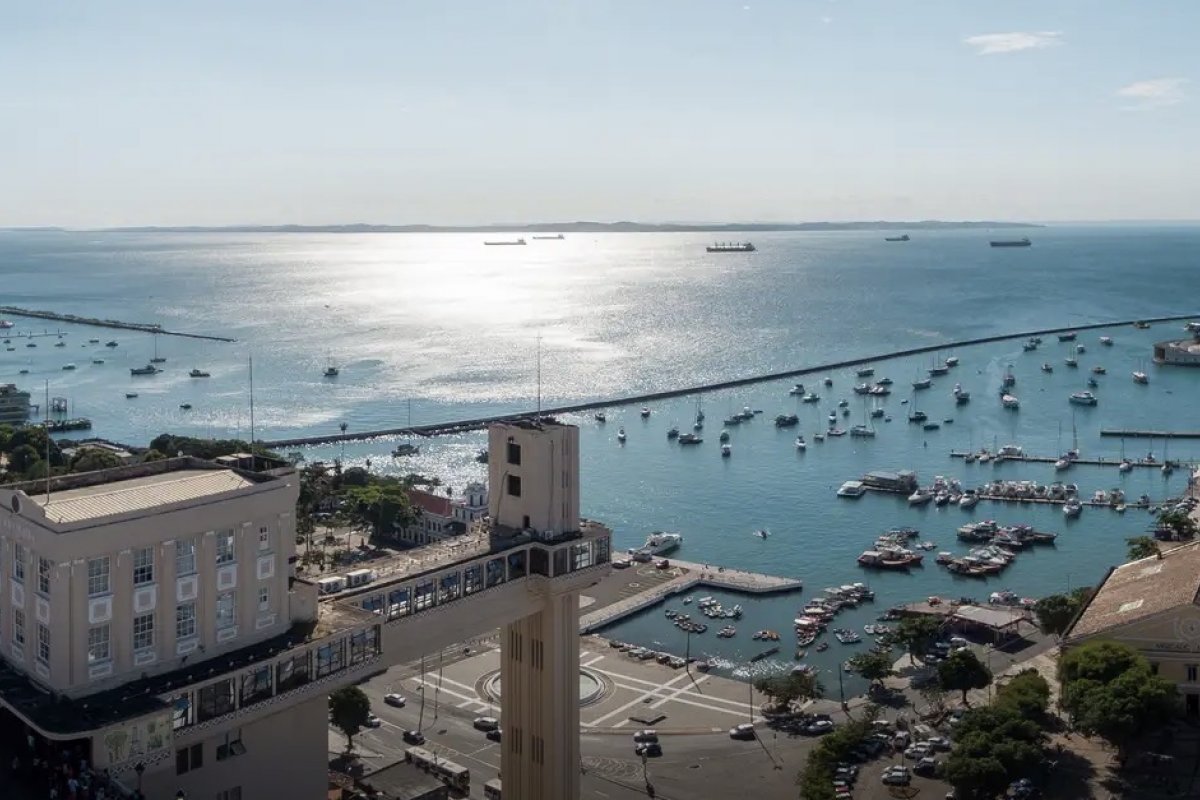 Inema aponta 13 pontos impróprios para banho nas praias de Salvador