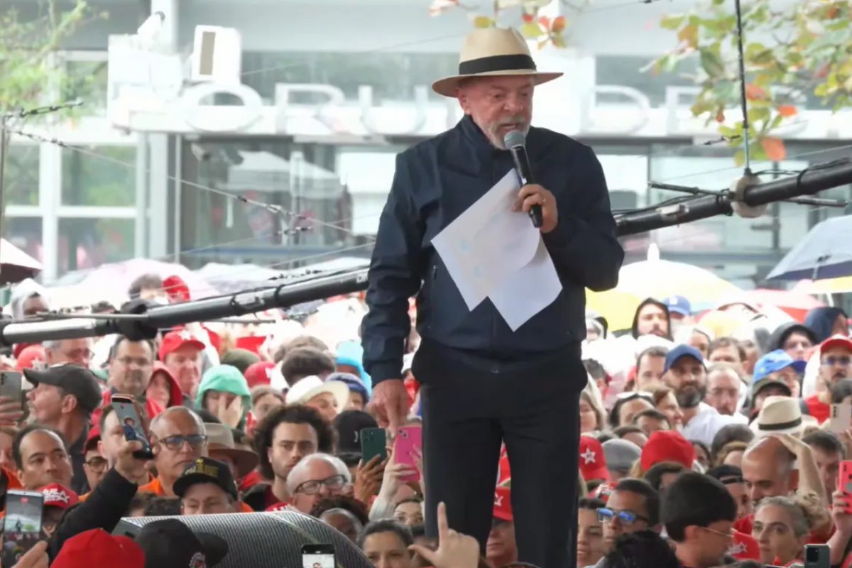 Lula diz que agronegócio deveria se 'ajoelhar' a ele por recursos destinados ao setor