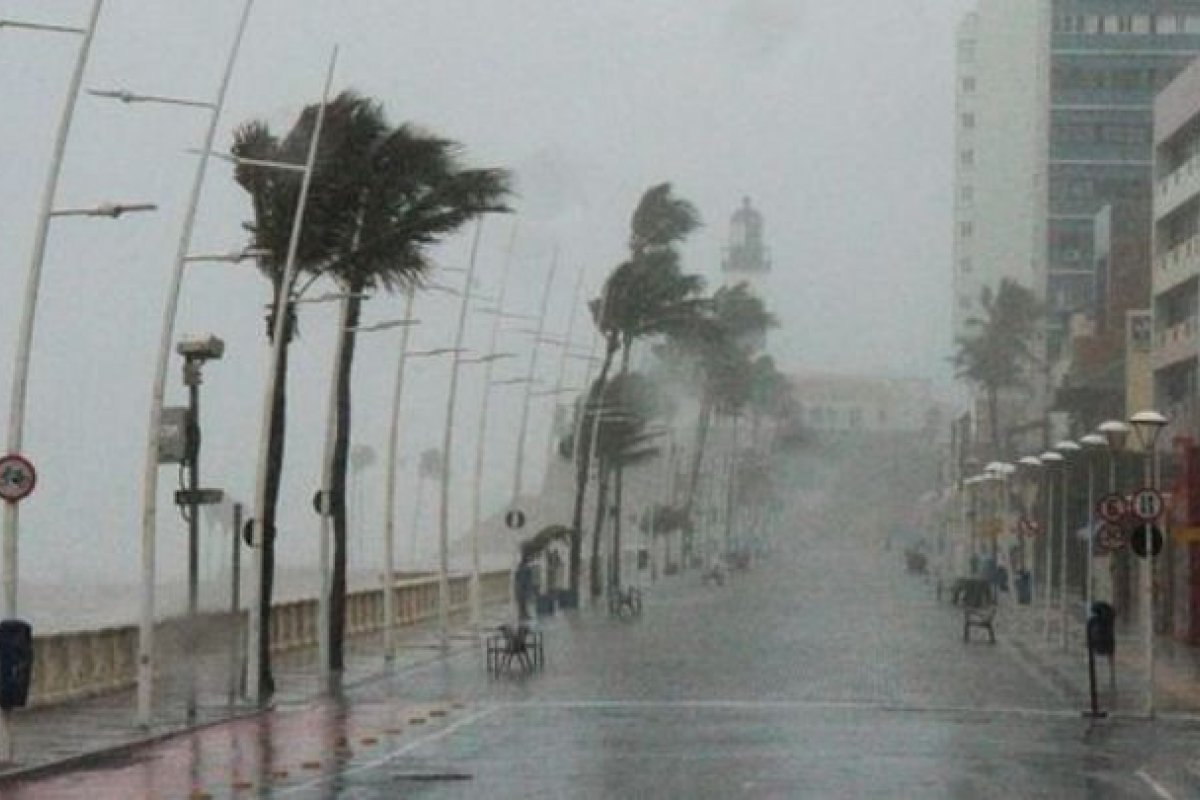 Salvador terá chuva no início da semana e tempo firme a partir de terça-feira