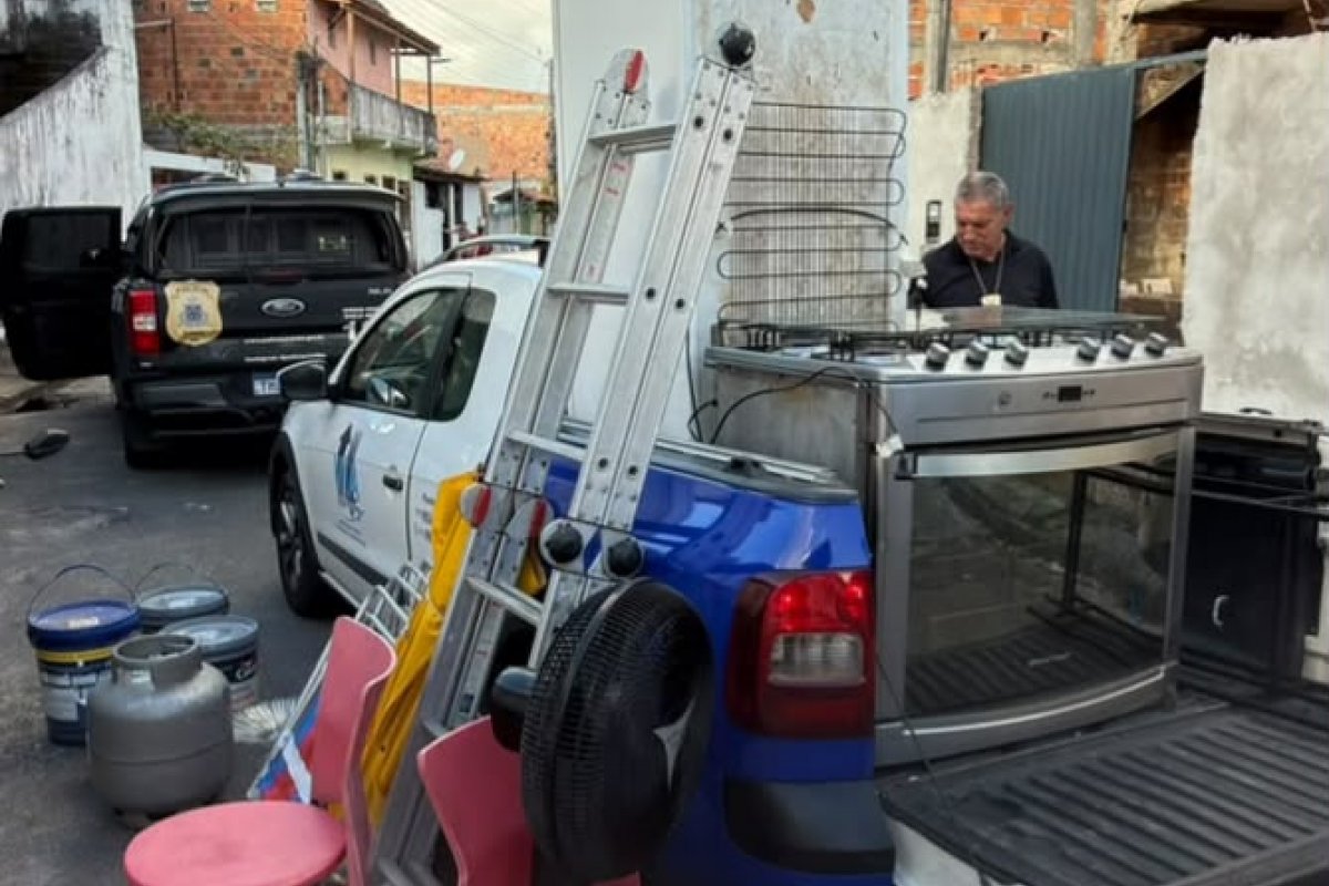 Homem é autuado em flagrante após furtos em Imbassaí