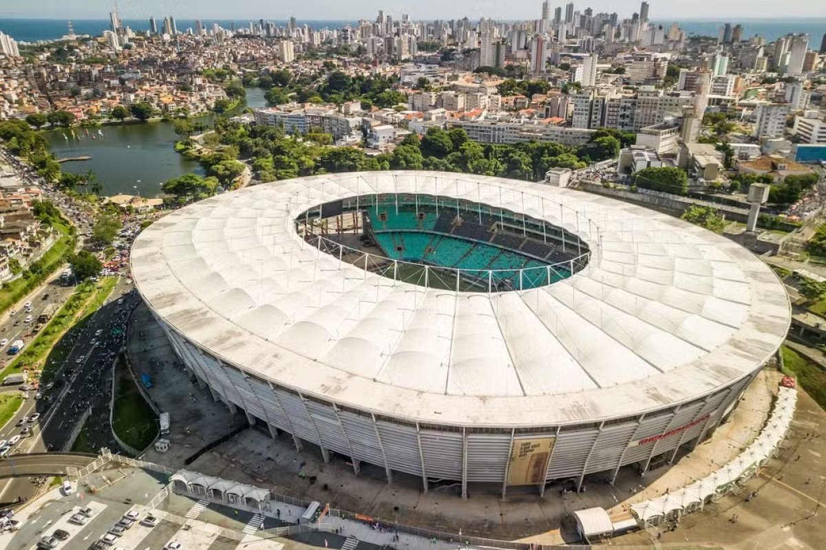 Copa Feminina de 2027: Fifa faz visita técnica à Arena Fonte Nova para analisar estádio