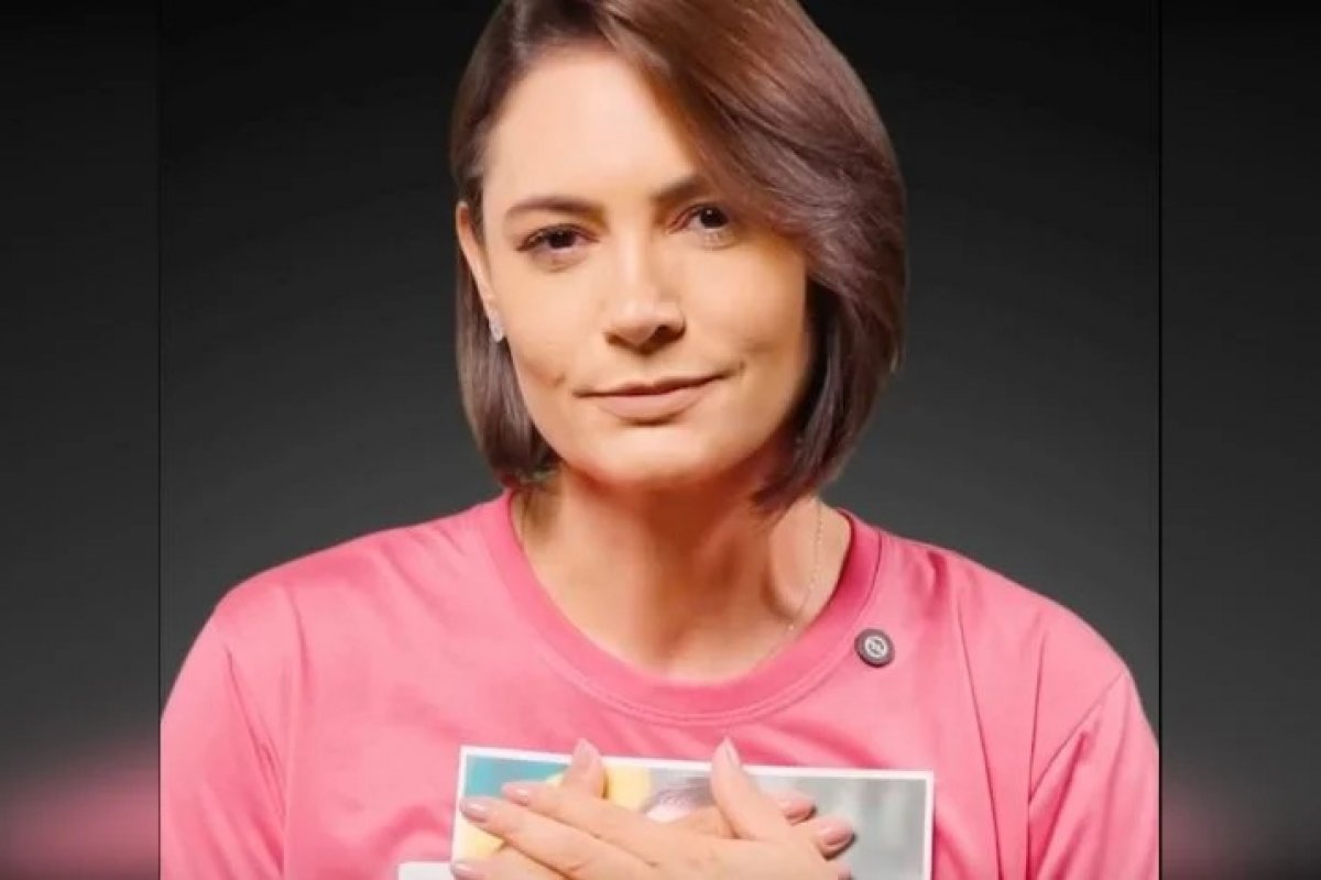 TRE-DF libera propaganda de Michelle Bolsonaro com imagem de Bolsonaro