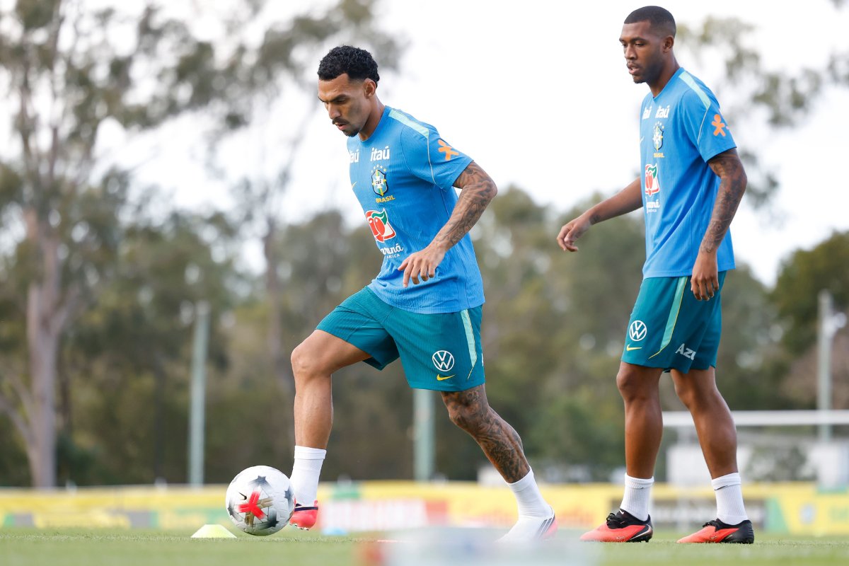 Novato, Matheuzinho quer "demonstrar ser merecedor" de estar na Seleção Brasileira