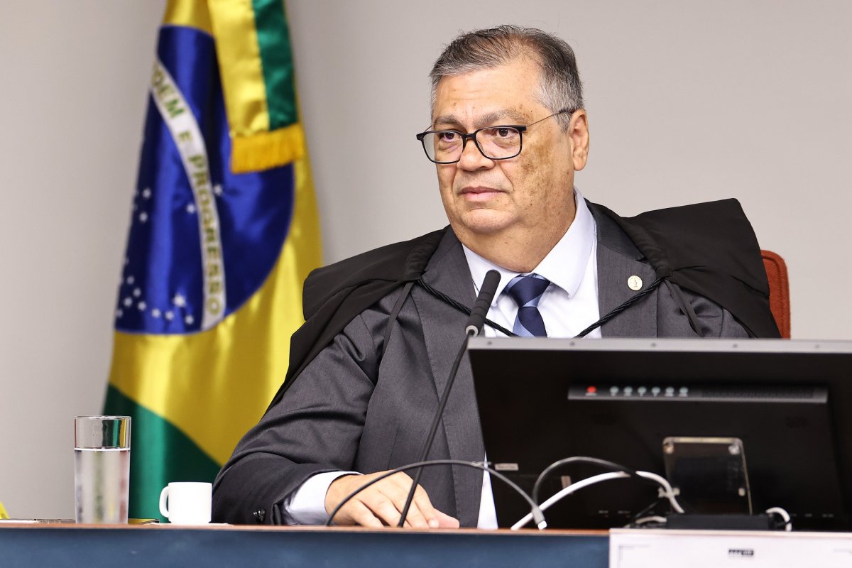 Dino envia ao plenário decisão que liberou postagem sobre Nossa Senhora Aparecida