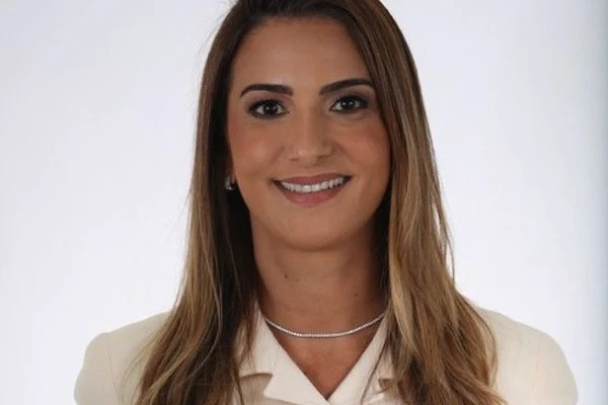 Roberta Roma recebe alta hospitalar após cinco dias de internação