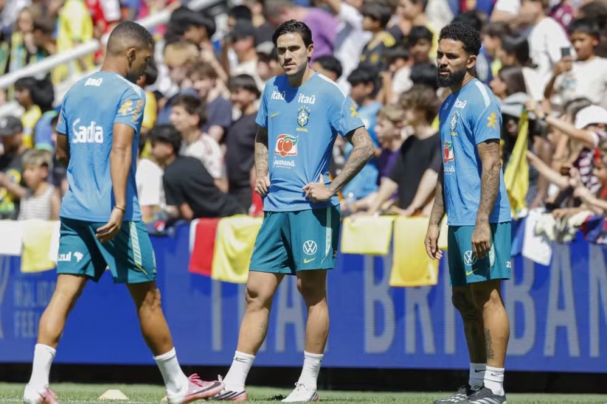 Ancelotti testa Pedro no lugar de Raphinha; confira provável escalação de amistoso contra Índia 