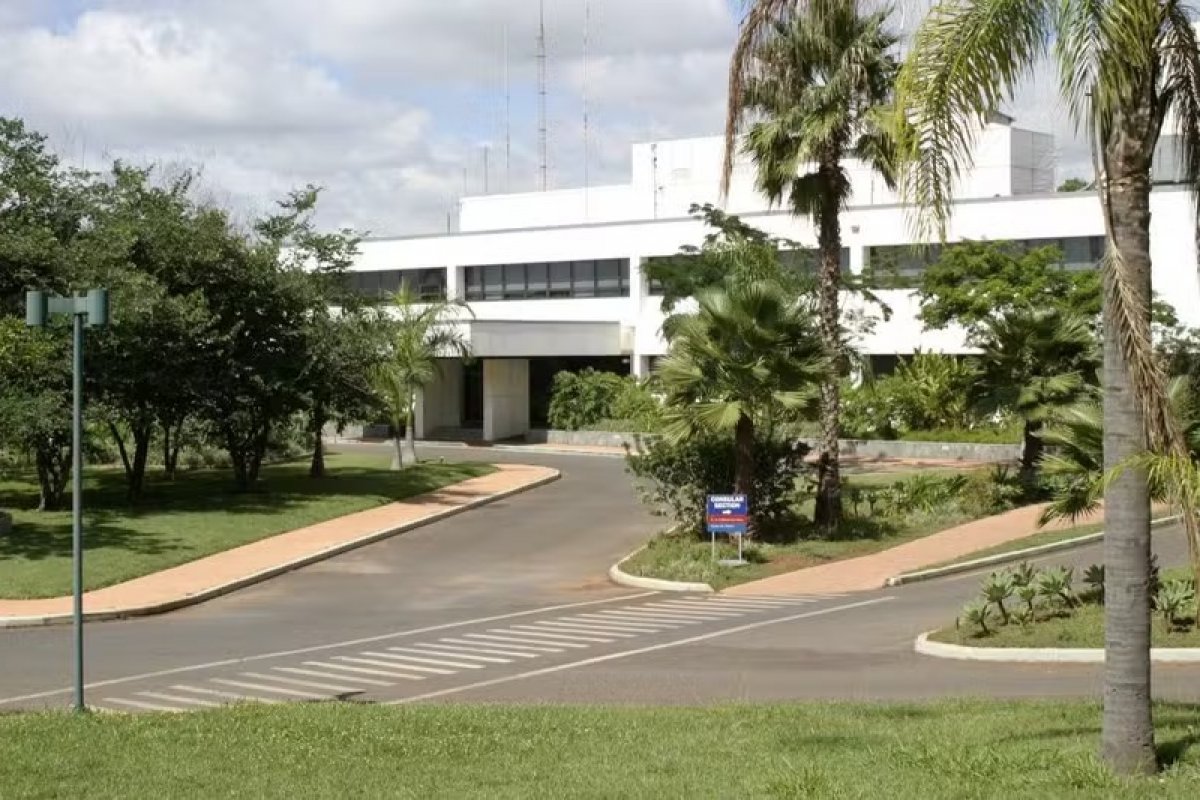 PF faz buscas após suspeita de planejamento de atos contra instalações diplomáticas dos EUA no Brasil