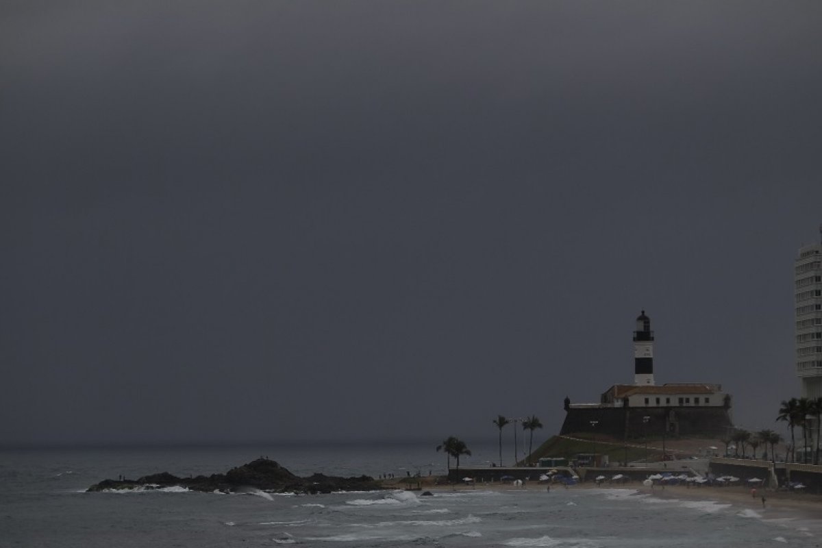 Fim de semana de eleições será de chuva em grande parte do país