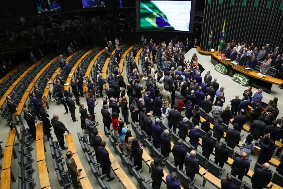 Direita é maioria na Câmara dos Deputados e bancada baiana tem quase 30% de renovação
