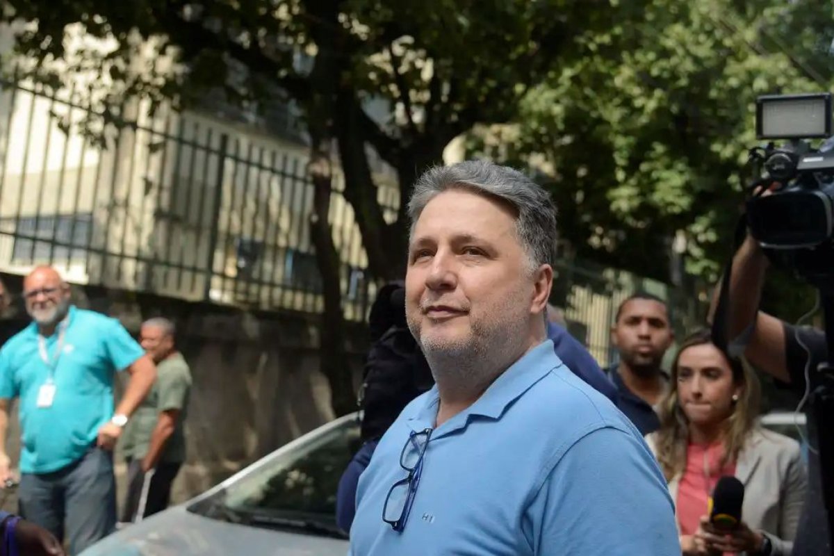 Defesa protocola pedido de urgência para julgamento de candidatura de Garotinho