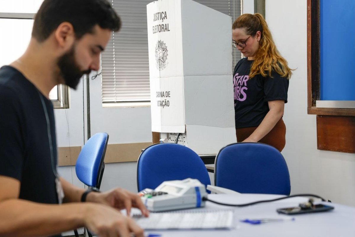 Eleitor que faltou ao primeiro turno pode votar no segundo