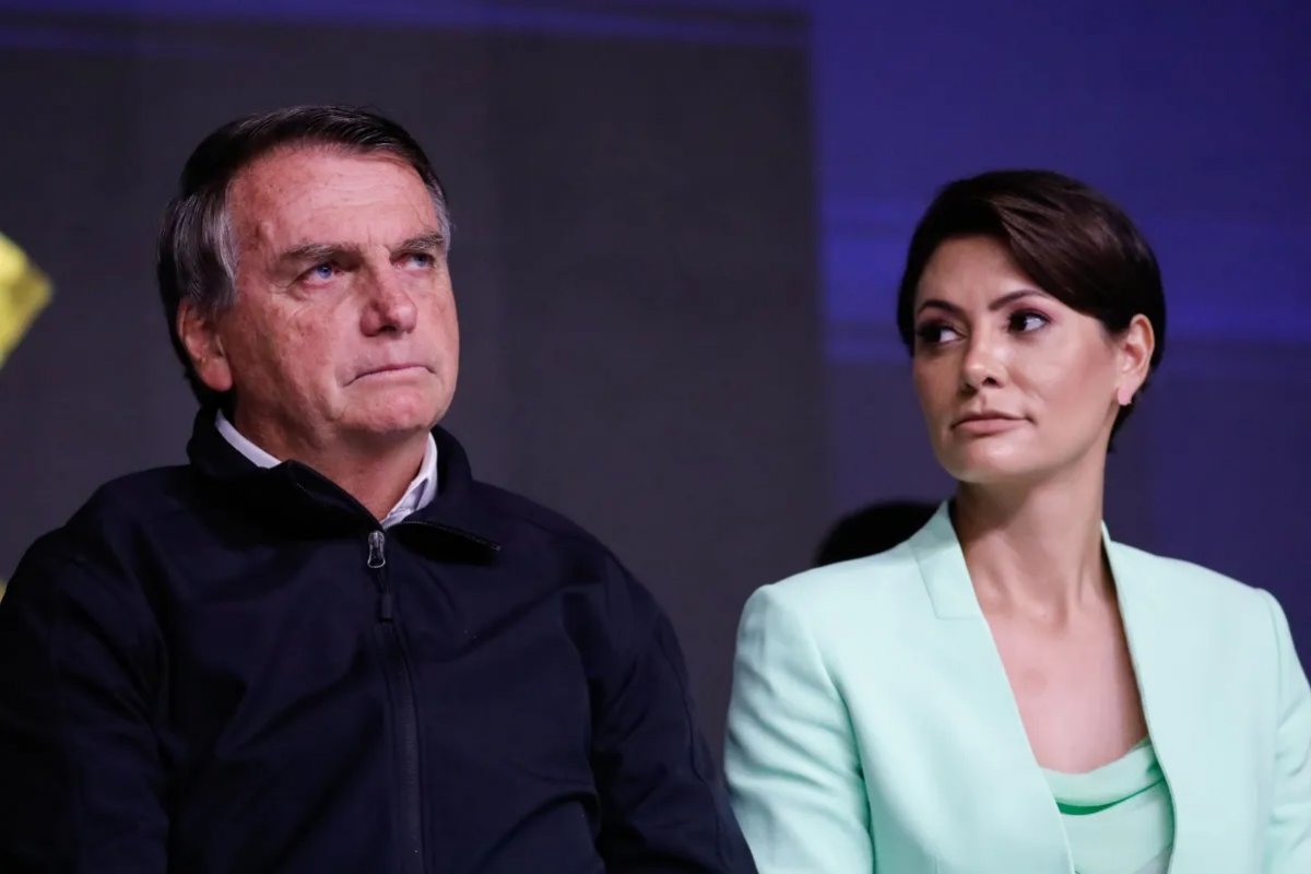 Michelle dá detalhes de como Bolsonaro reagiu ao resultado das eleições 