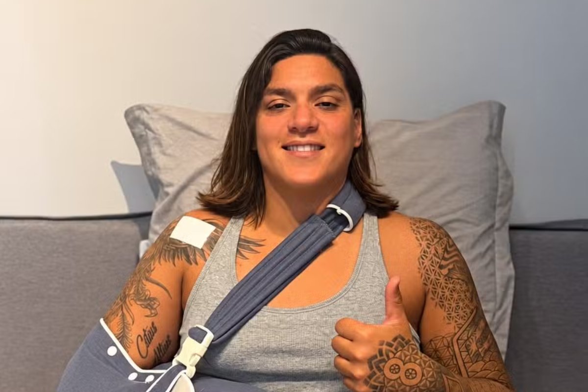 Ana Marcela Cunha passa por cirurgia no ombro e inicia recuperação de olho em 2027