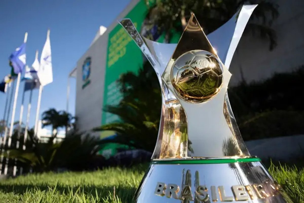 Gigante da Série A pode sofrer perda de 6 pontos no Brasileirão por transfer ban