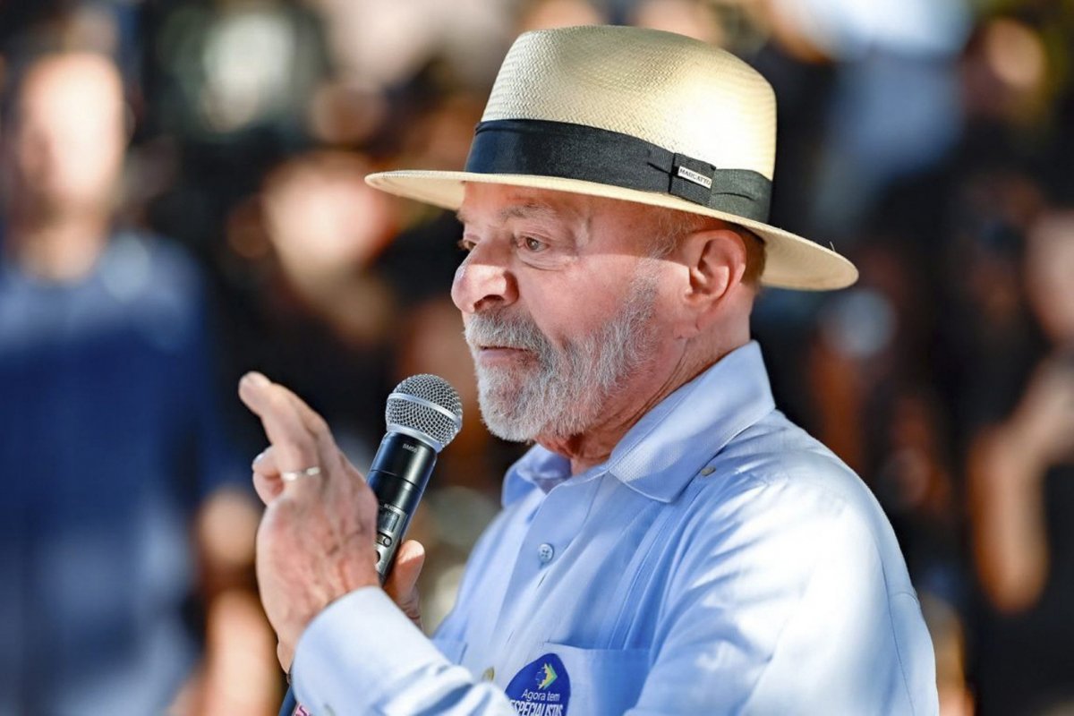 Lula diz estar confiante de que Alcolumbre colocará fim da escala 6x1 em votação 