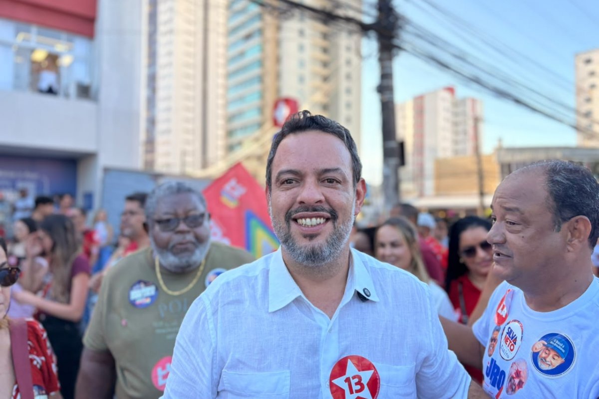 Vídeo: 'Tira a máscara para tentar se vingar da Bahia', diz Lucas Reis sobre apoio de ACM Neto a Flavio Bolsonaro 