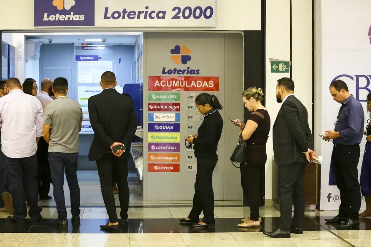 Mega-Sena sorteia prêmio acumulado em R$ 112 milhões neste domingo