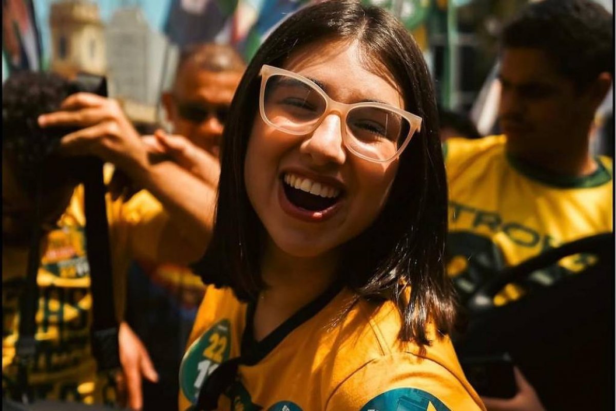 Mãe de Eduarda Campopiano recebe benefício do INSS desde 2019