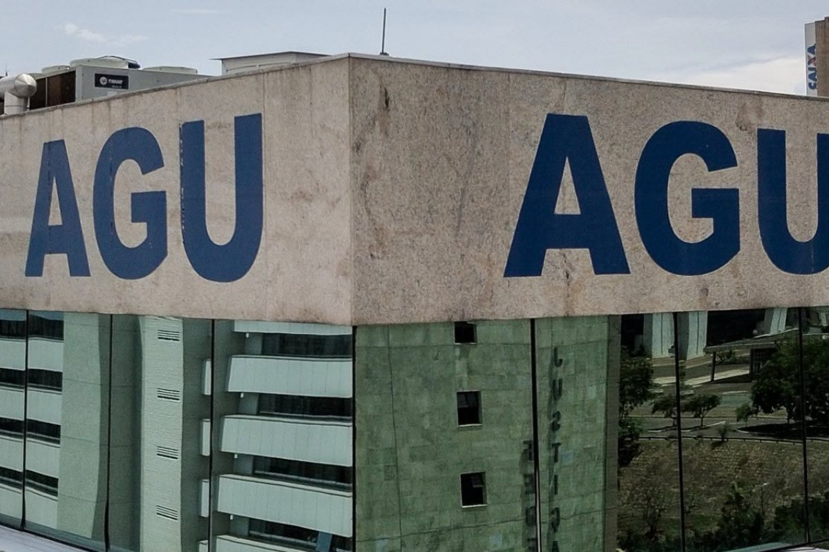AGU aciona oito bets na Justiça por atraso na devolução de R$ 159 milhões a apostadores