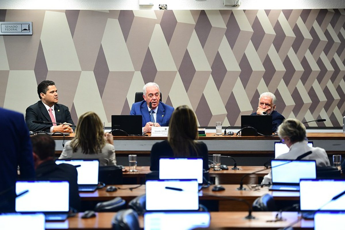 Comissão do Senado marca votação da PEC da Segurança Pública, pauta de Lula, para esta quarta
