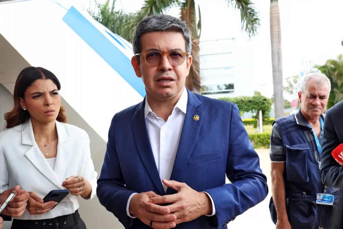 Senador do PT chama apoio de Flávio ao fim da escala 6x1 de “oportunismo eleitoral”