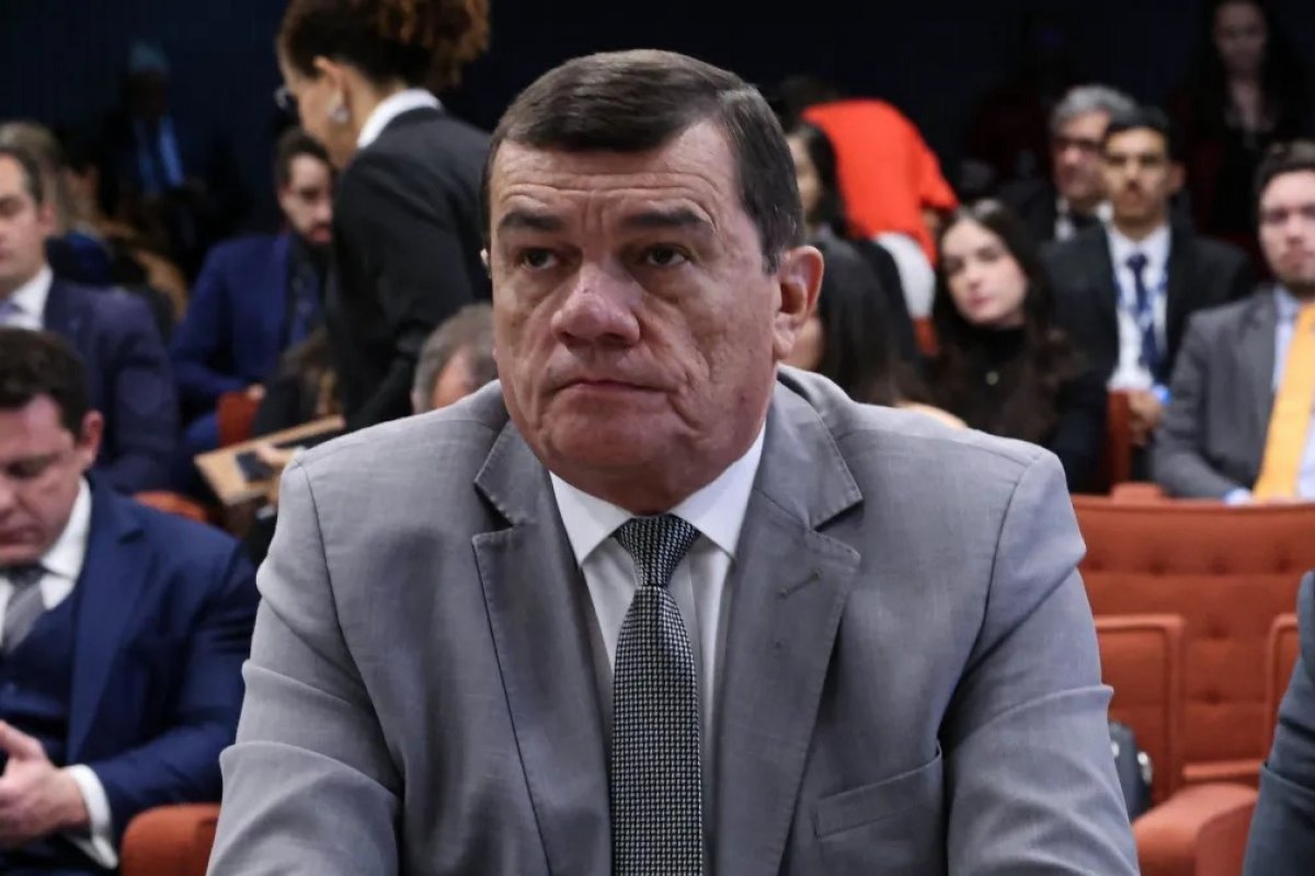 Moraes reduz 86 dias da pena de ex-ministro de Bolsonaro