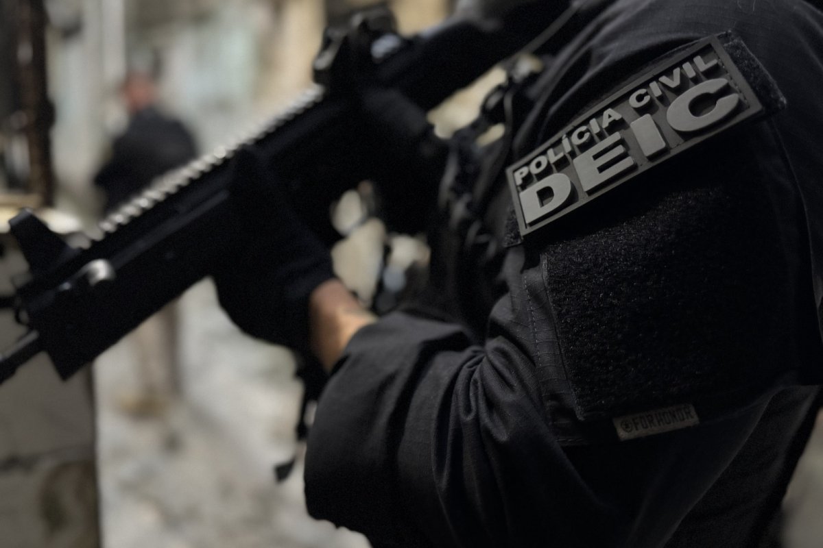Ex-sargento suspeito de vender armas restritas é preso na RMS